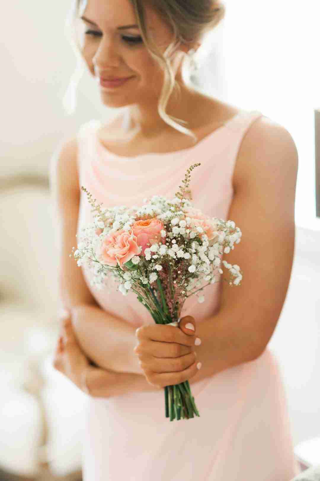 PORTFOLIO 95 bridesmaid at hemswell court